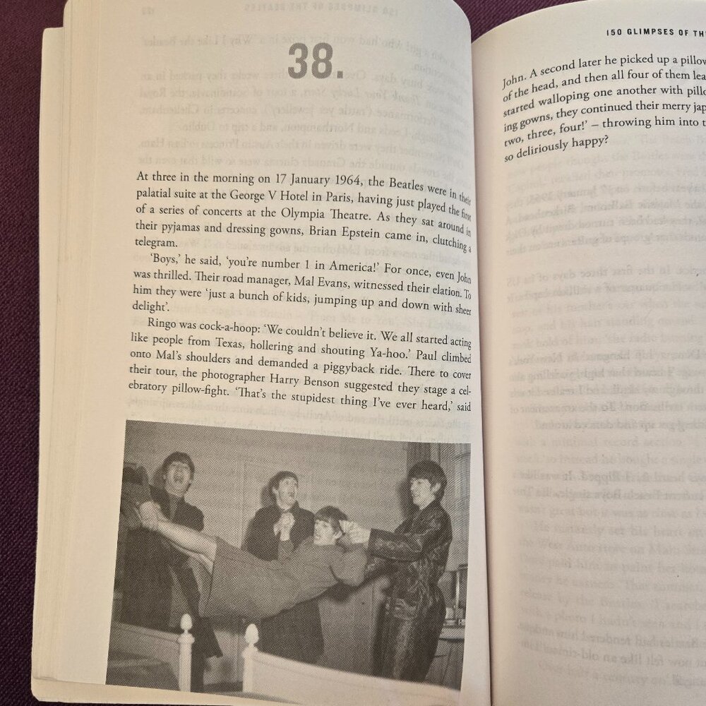 150 Glimpses of the Beatles - softcover - Picture 4 of 6